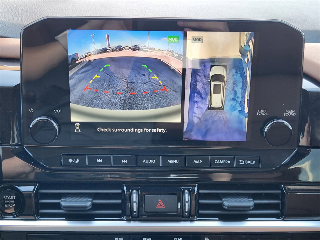 New 2025 Nissan Pathfinder Platinum image 13