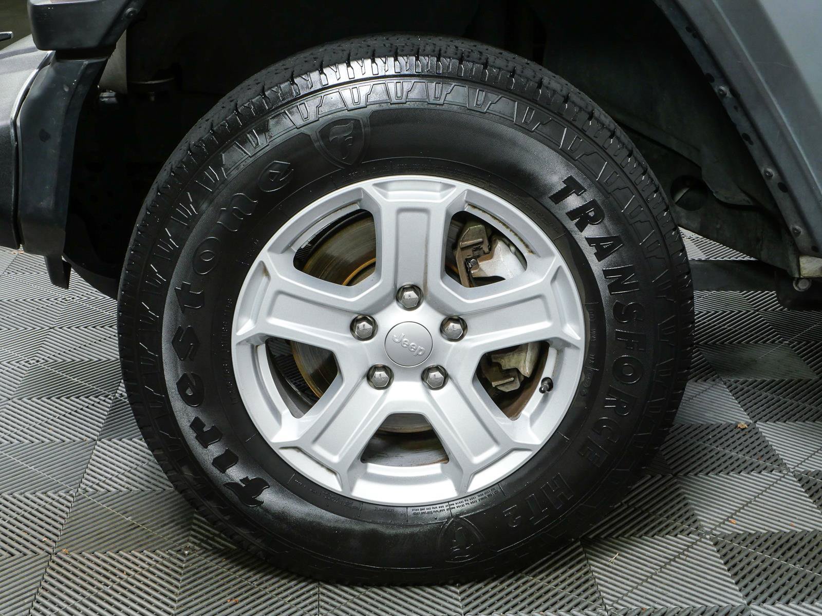 Used 2021 Jeep Wrangler Unlimited Sport AWD/4WD image 36