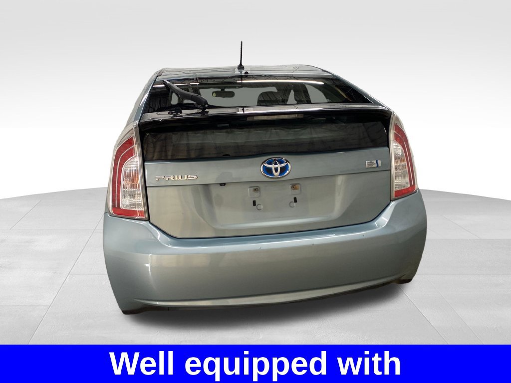 Used 2015 Toyota Prius Two FWD image 3