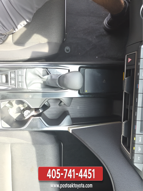 Used 2025 Toyota Camry LE FWD image 17