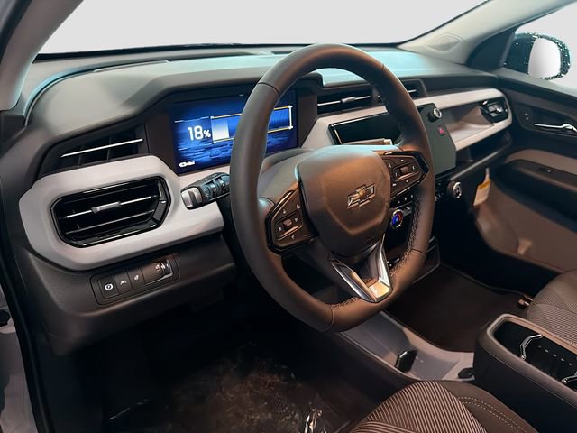 New 2027 Chevrolet Bolt LT w/ Comfort Package FWD image 11