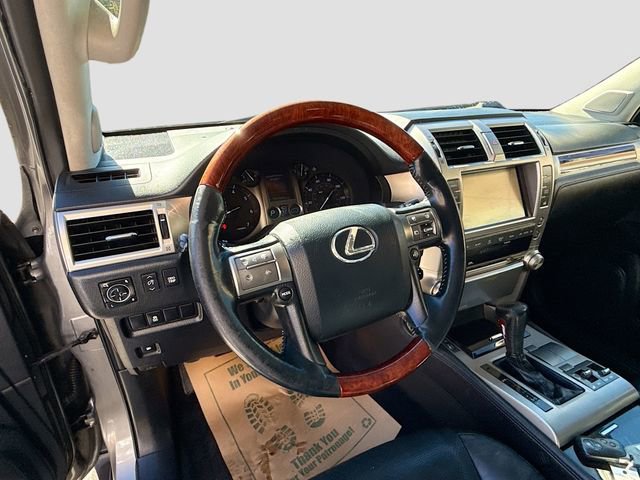 Used 2010 Lexus GX 460 image 12
