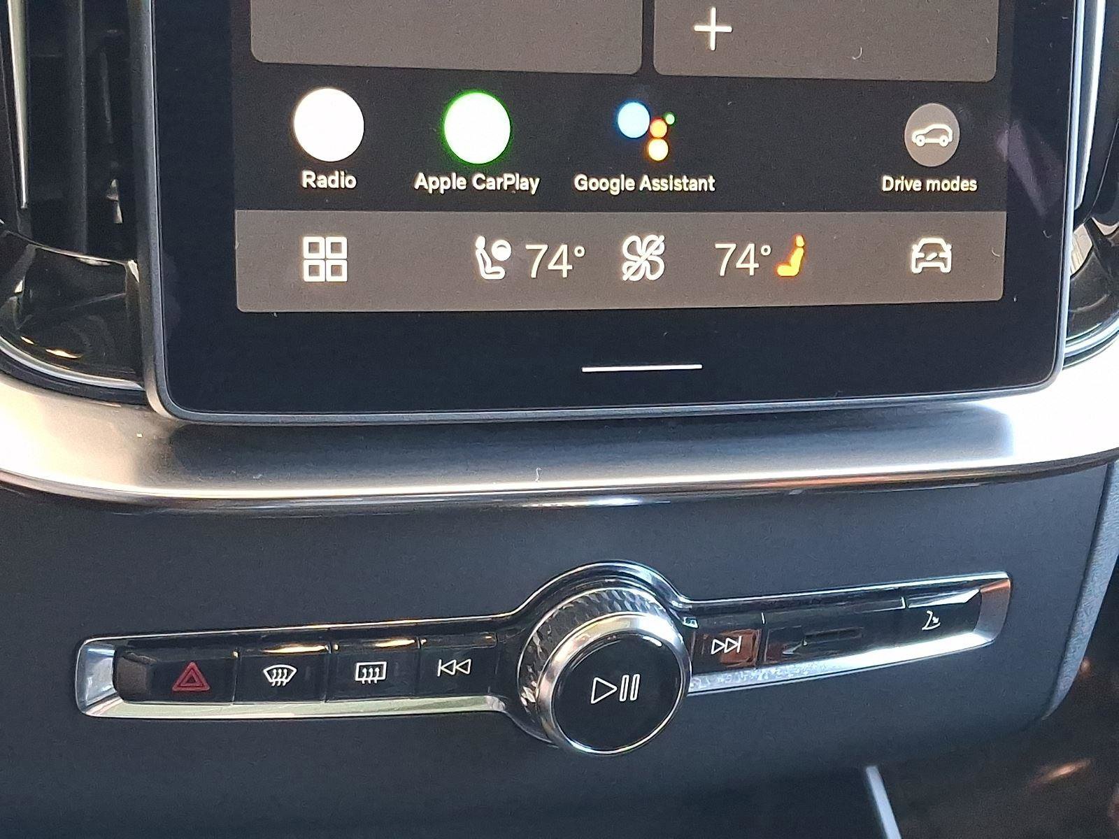 Certified 2026 Volvo XC90 T8 Plus w/ Protection Package Premier image 19