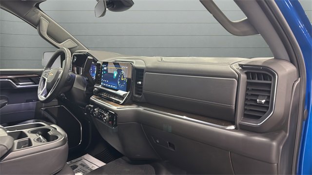 Used 2024 Chevrolet Silverado 1500 LT w/ Leather Package image 34