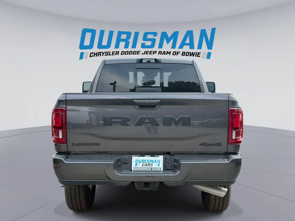 New 2026 RAM 2500 Laramie AWD/4WD image 3