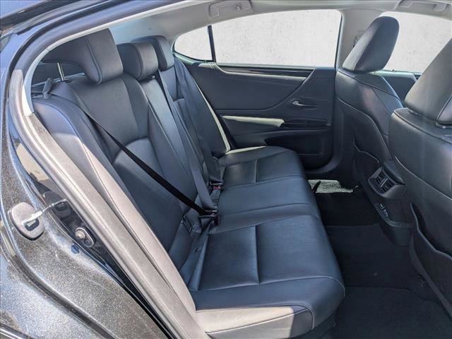 Used 2022 Lexus ES 300h w/ Accessory Package 2 FWD image 19