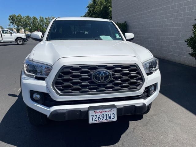 Certified 2023 Toyota Tacoma TRD Off-Road w/ Advanced Technology Package AWD/4WD image 2