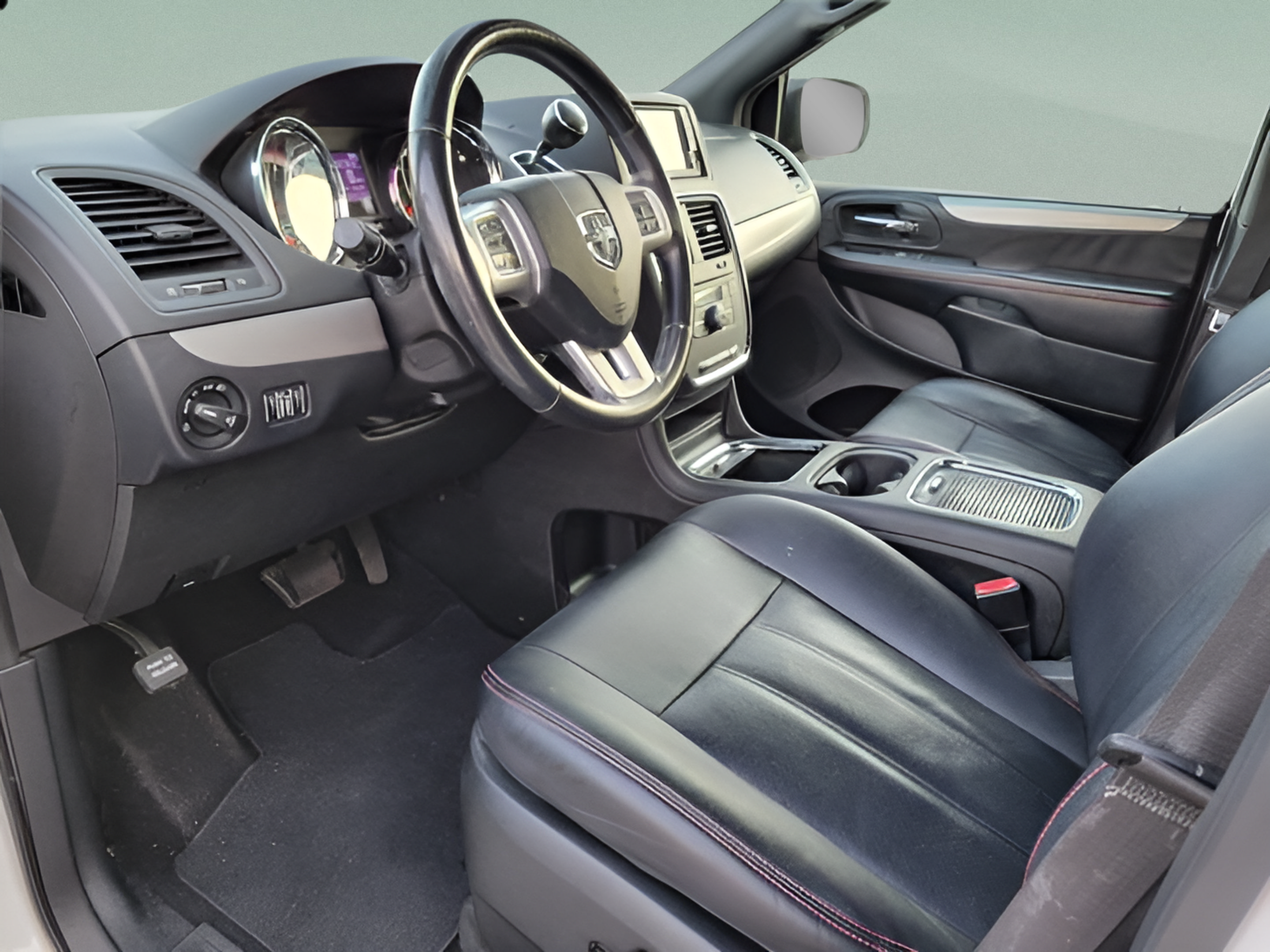 Used 2019 Dodge Grand Caravan GT FWD image 15