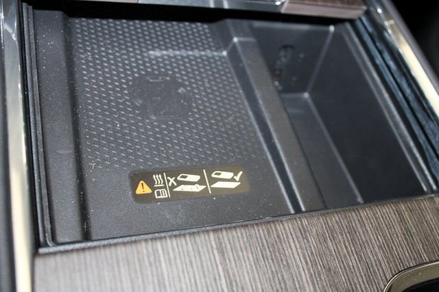 Used 2025 GMC Acadia Denali w/ LPO, Floor Liner Package image 27