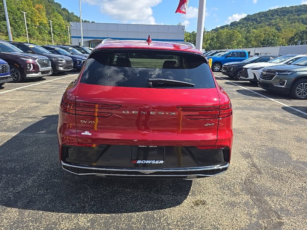 Used 2026 Genesis GV70 2.5T Advanced AWD/4WD image 4