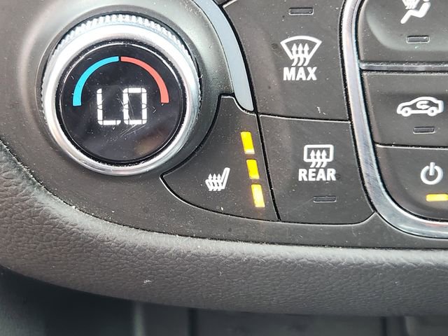 Used 2021 Chevrolet Equinox LT image 30