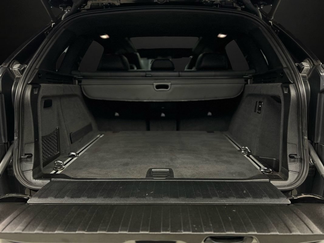 Used 2018 BMW X5 M w/ Premium Package AWD/4WD image 38