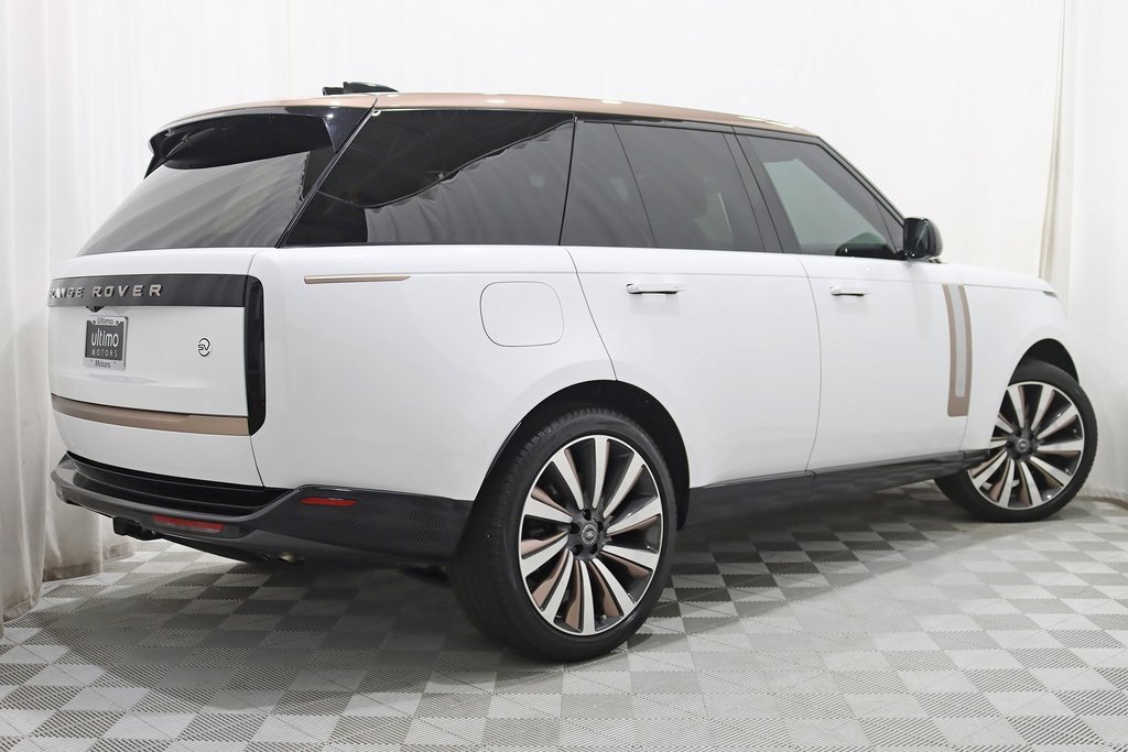 Used 2024 Land Rover Range Rover SV image 8