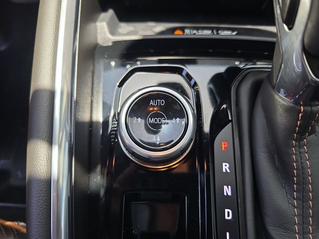 Certified 2026 GMC Canyon AT4 w/ AT4 Premium Package AWD/4WD image 24