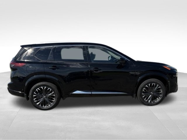 Used 2024 Nissan Rogue Platinum AWD/4WD image 21