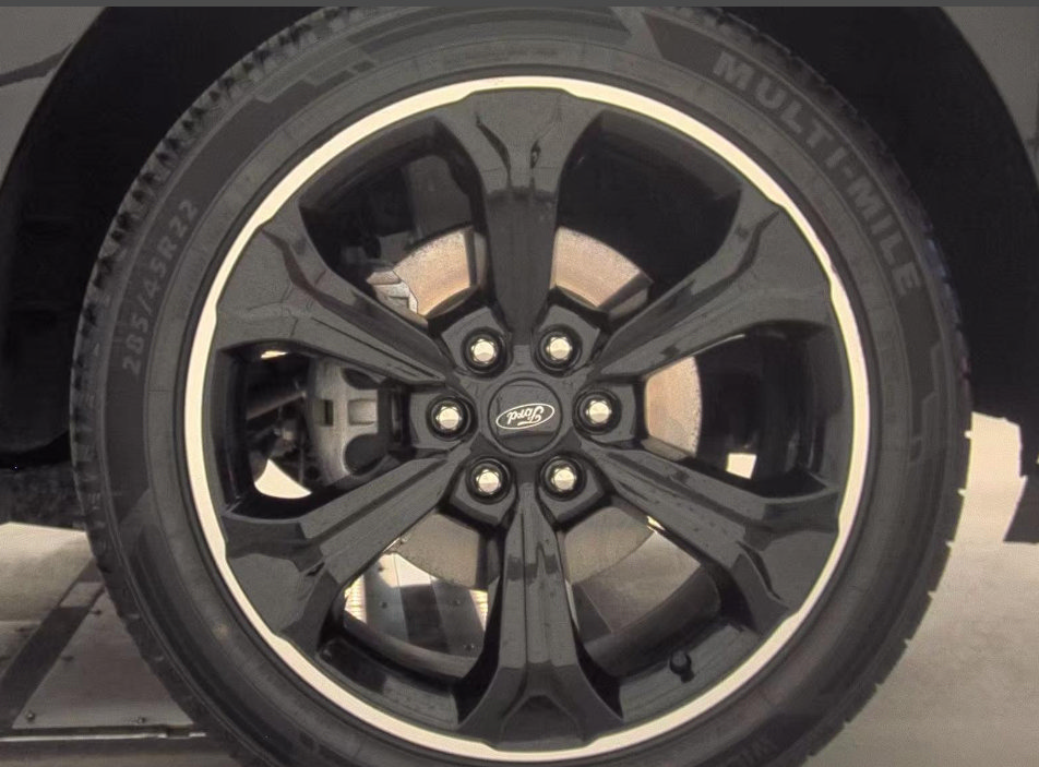 Used 2023 Ford Expedition Limited AWD/4WD image 10