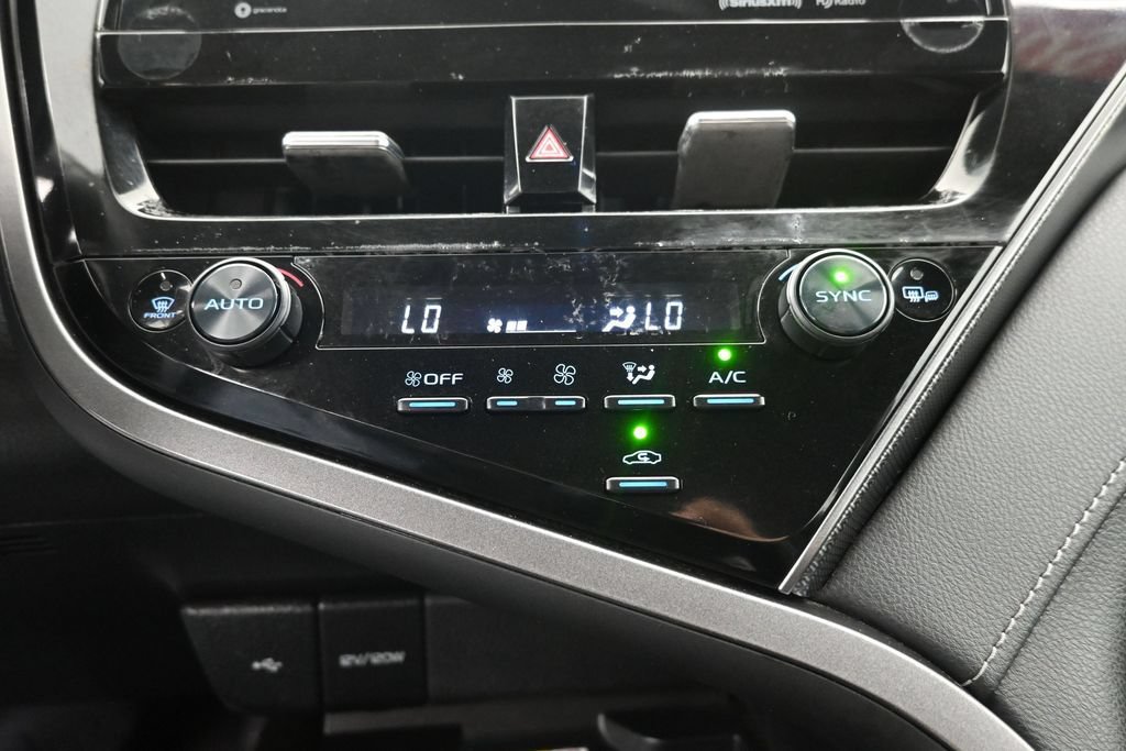 Used 2024 Toyota Camry XSE FWD image 19