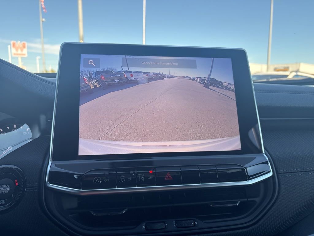 New 2026 Jeep Compass Latitude image 16