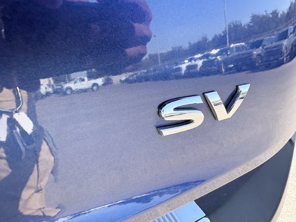 Used 2023 Nissan Rogue SV FWD image 24