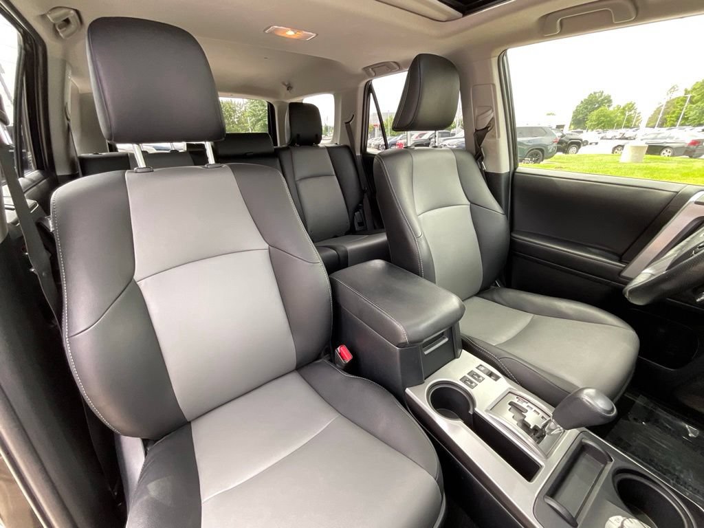 Used 2023 Toyota 4Runner SR5 Premium w/ Moonroof Package AWD/4WD image 20