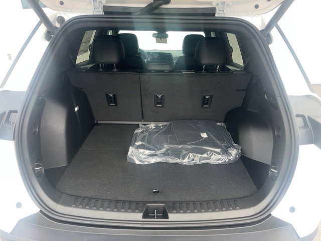 New 2026 Chevrolet Equinox LT w/ Convenience Package II image 12