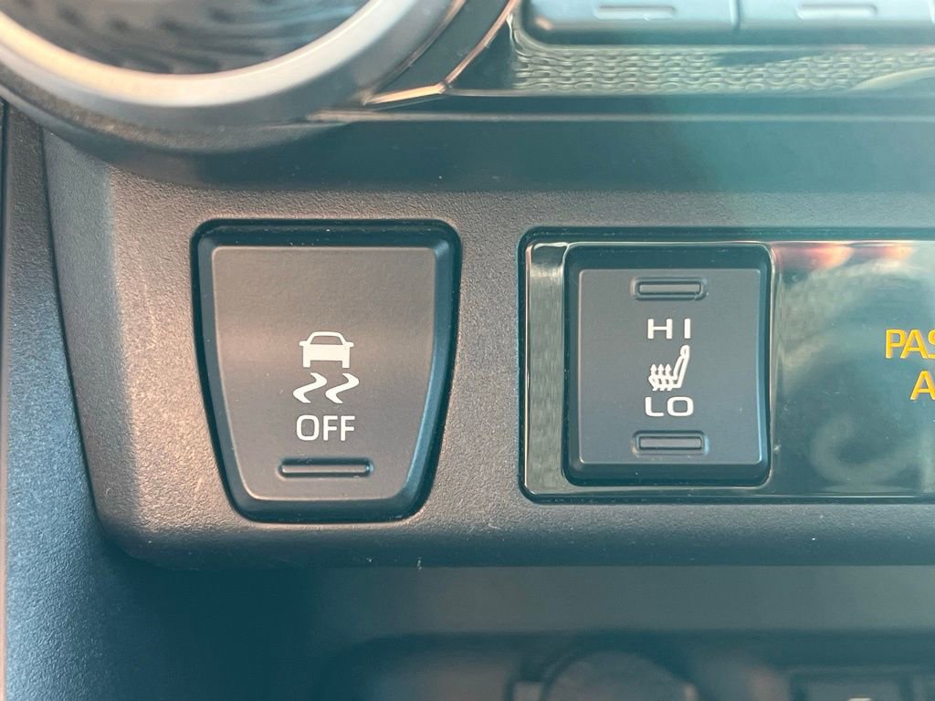 Certified 2021 Toyota RAV4 XLE w/ Convenience Package image 22