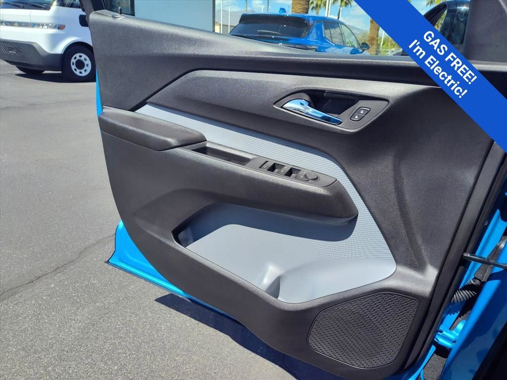 New 2027 Chevrolet Bolt LT FWD image 9