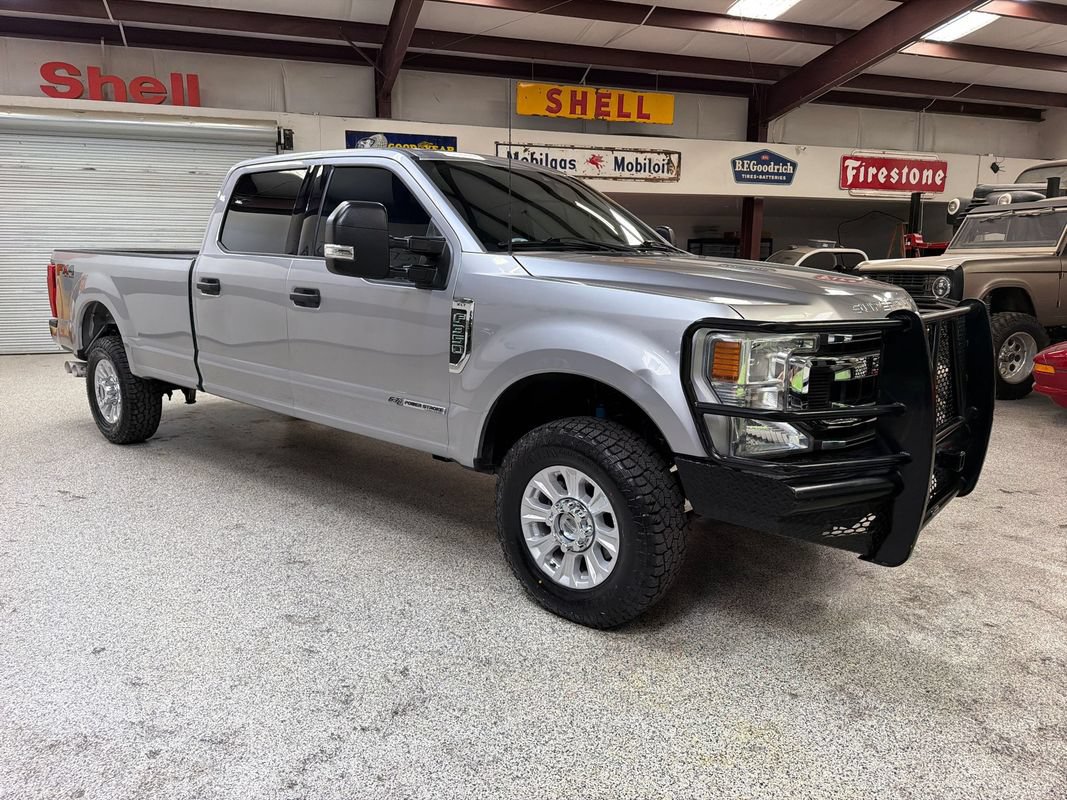 Used 2022 Ford F350 XLT AWD/4WD image 11