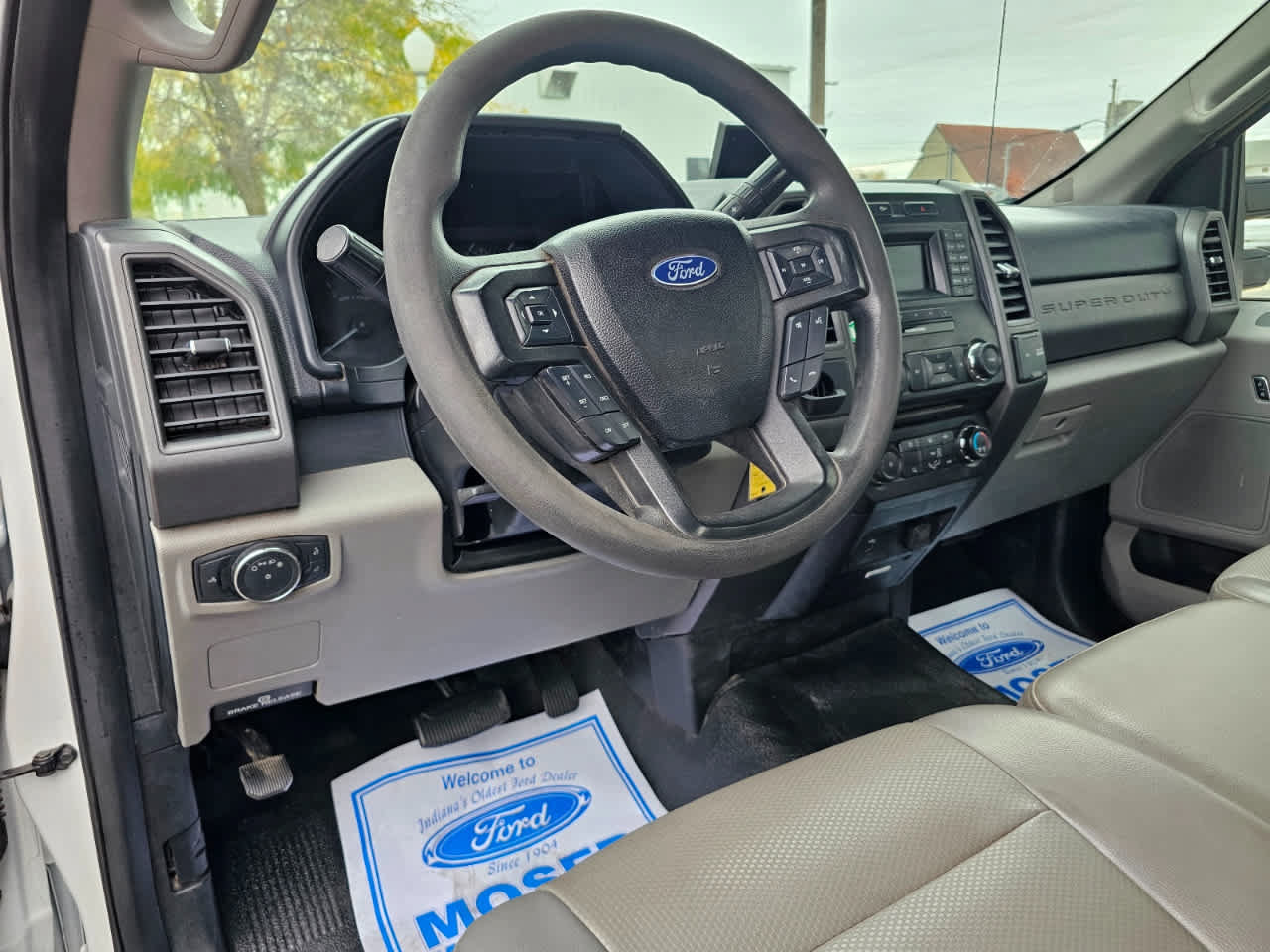 Used 2018 Ford F550 2WD Regular Cab Super Duty image 7