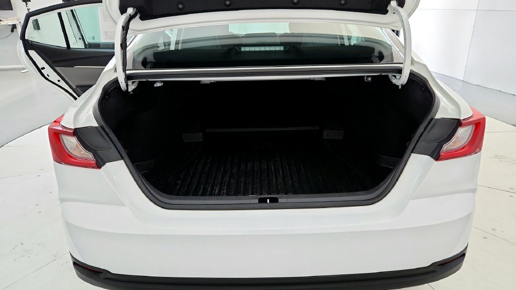 Certified 2025 Toyota Camry LE AWD/4WD image 28