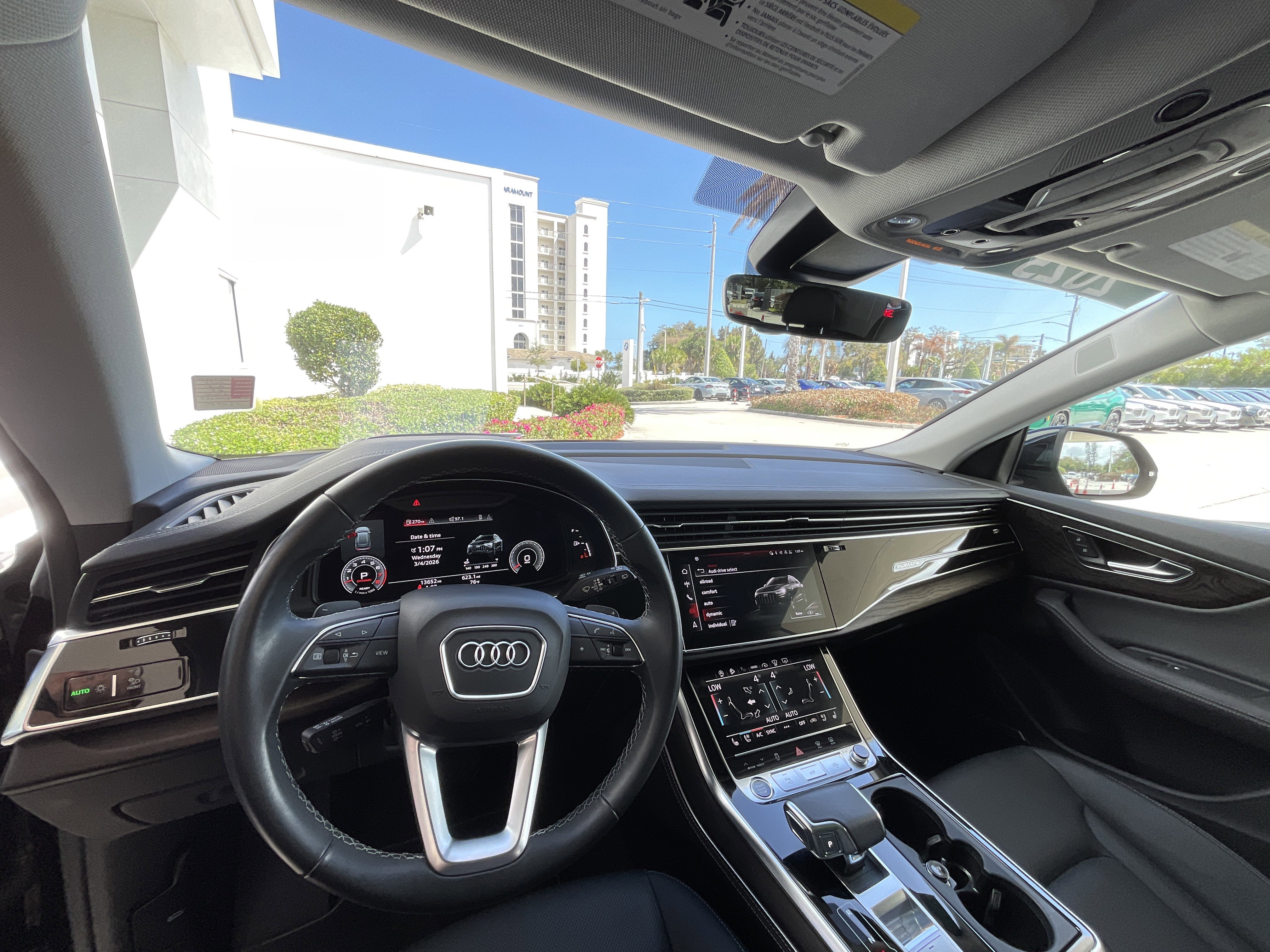 Used 2023 Audi Q8 Prestige image 9