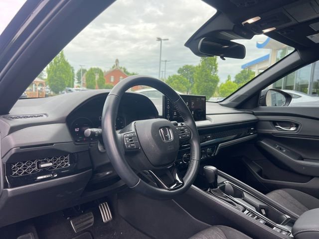 Used 2024 Honda Accord Sport image 15