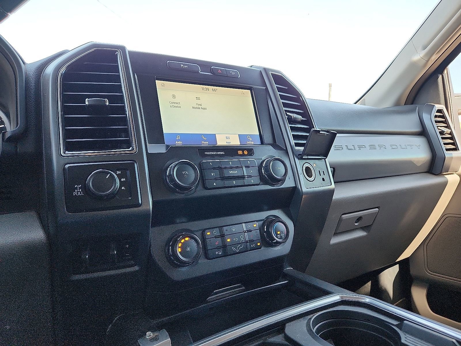 Used 2022 Ford F350 XLT w/ XLT Premium Package image 20