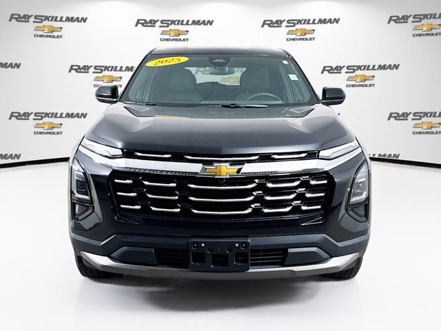 Used 2025 Chevrolet Equinox LT image 2