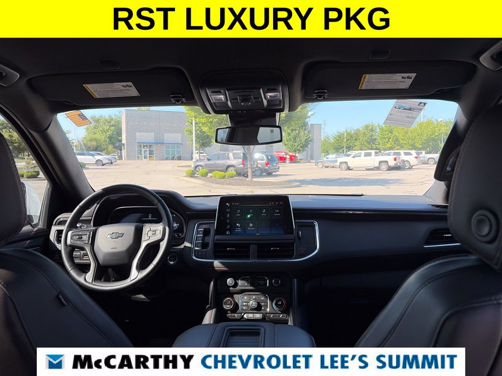 Used 2024 Chevrolet Suburban RST w/ Luxury Package AWD/4WD image 38