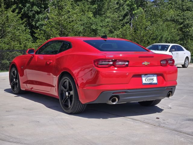 Used 2023 Chevrolet Camaro LT RWD image 6