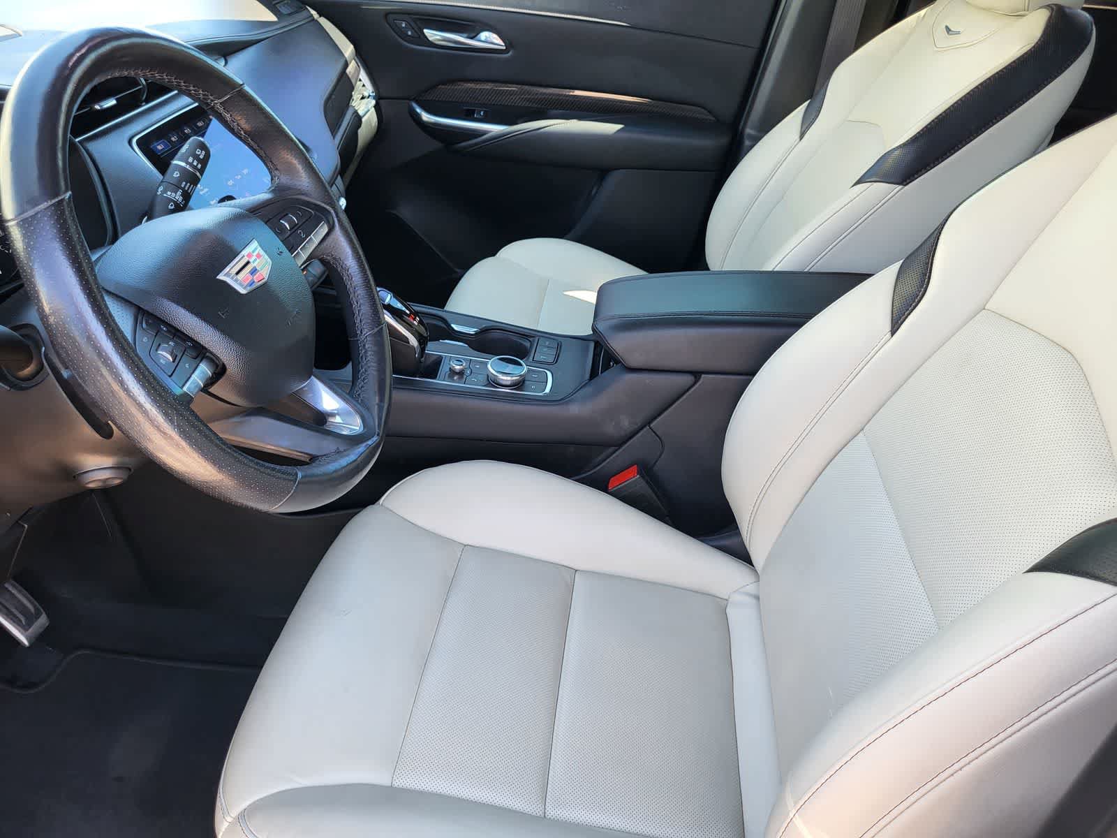 Used 2021 Cadillac XT4 Sport FWD image 28