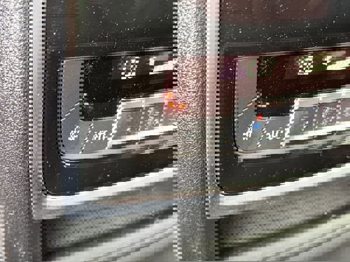 New 2026 BMW X6 xDrive40i image 37