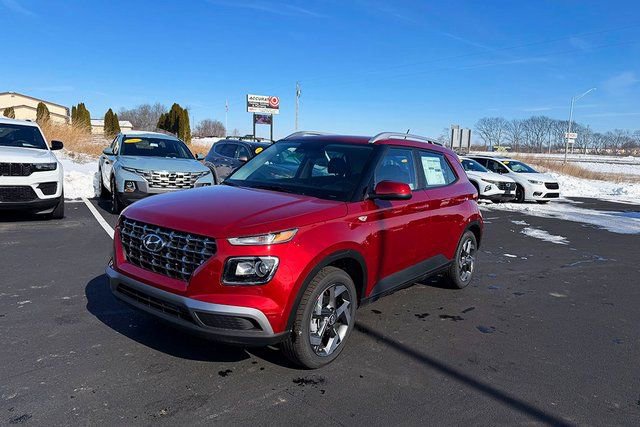 New 2026 Hyundai Venue SEL image 3