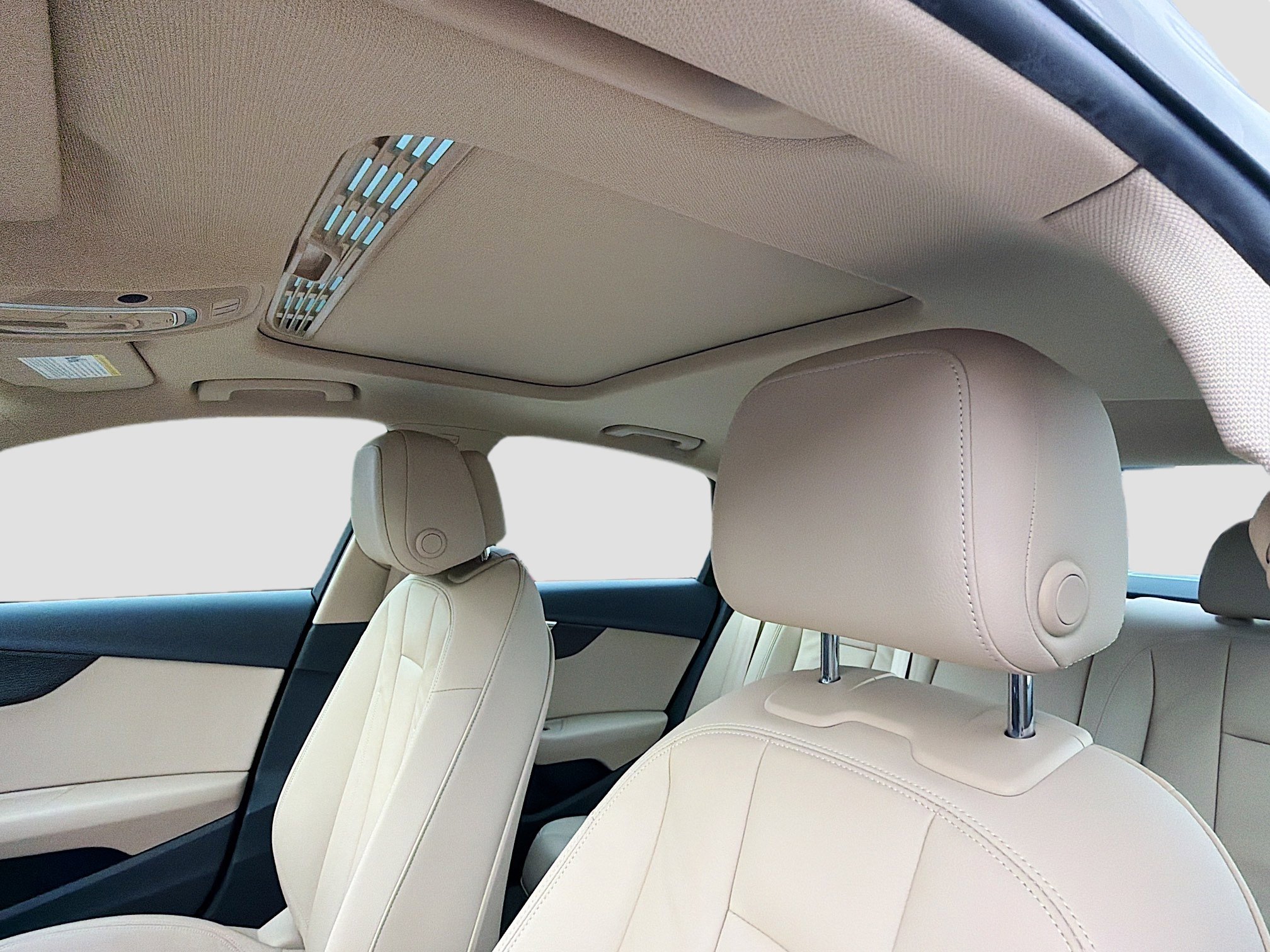 Used 2018 Audi A4 2.0T Premium Plus image 26