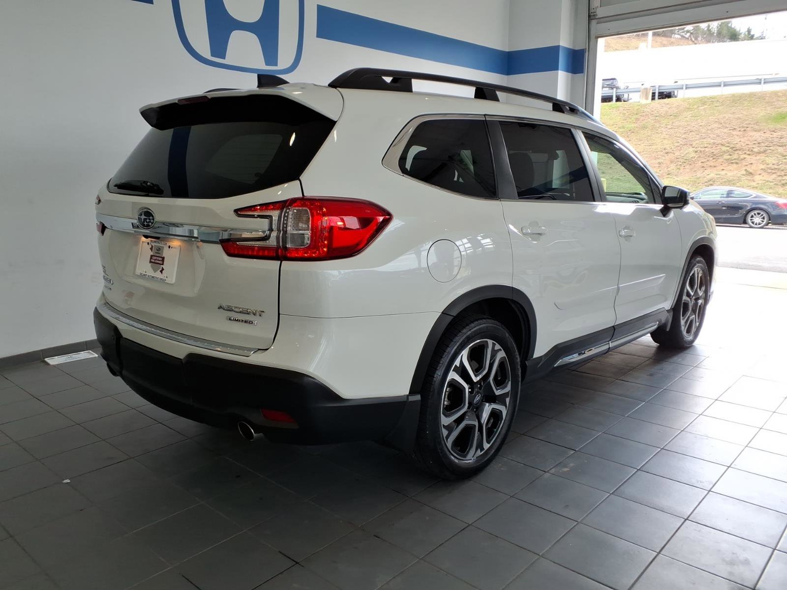 Certified 2023 Subaru Ascent Limited w/ Technology Package image 5