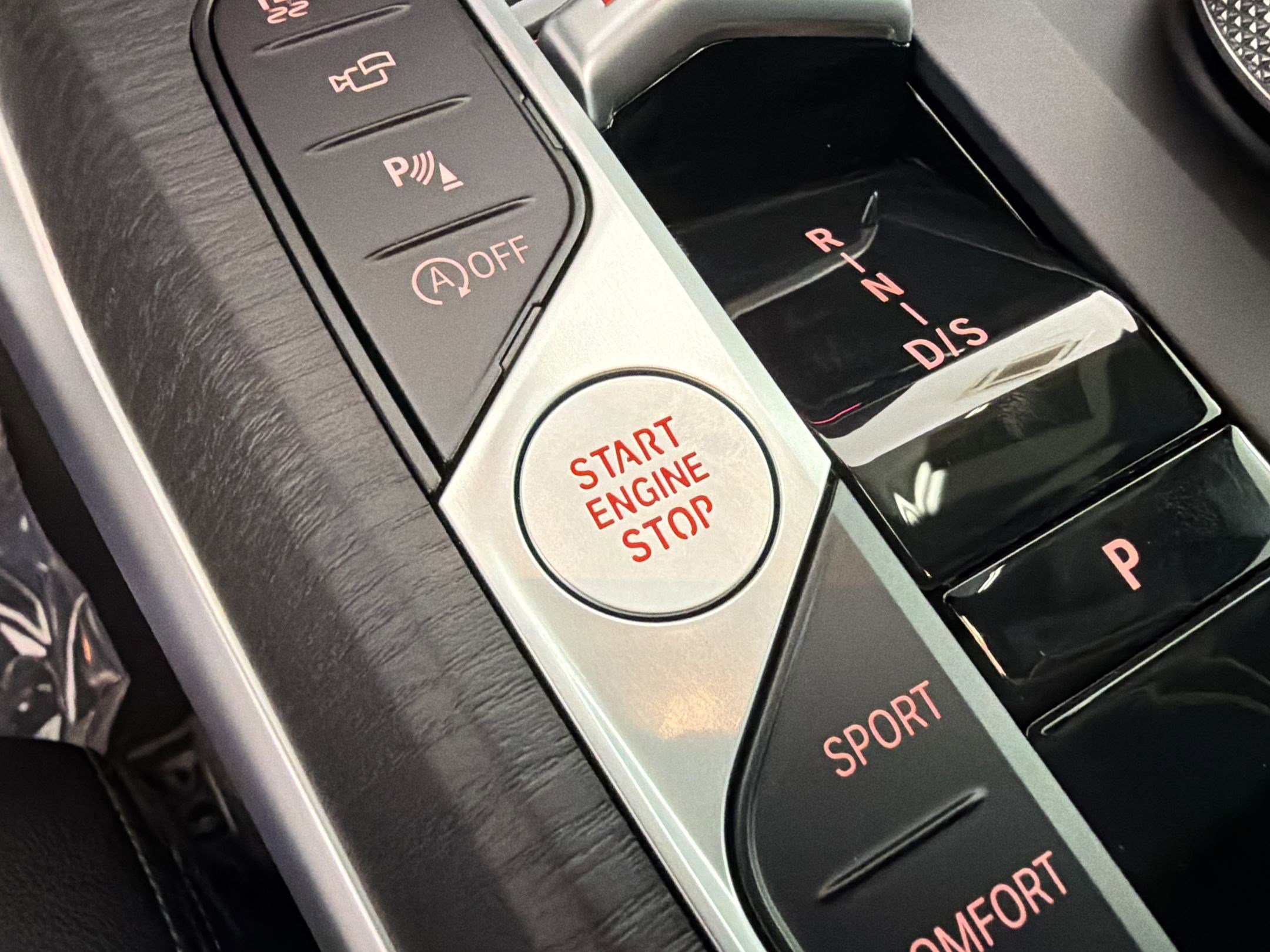 Certified 2025 BMW M440i image 23