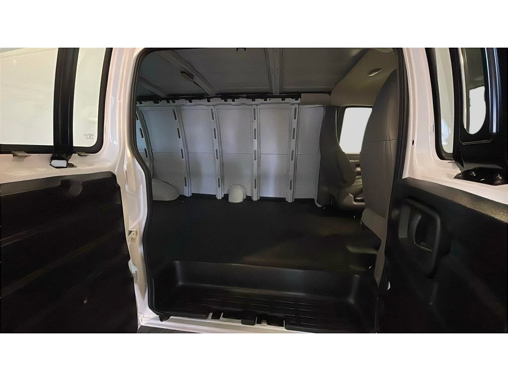 New 2025 GMC Savana 3500 Extended w/ Driver Convenience Package image 14