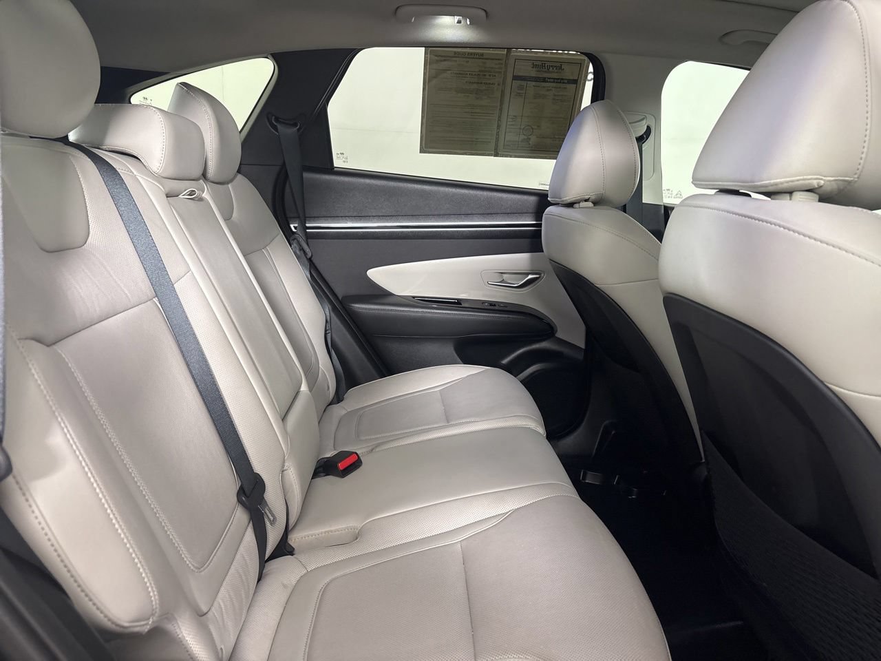 Used 2024 Hyundai Tucson Limited FWD image 30