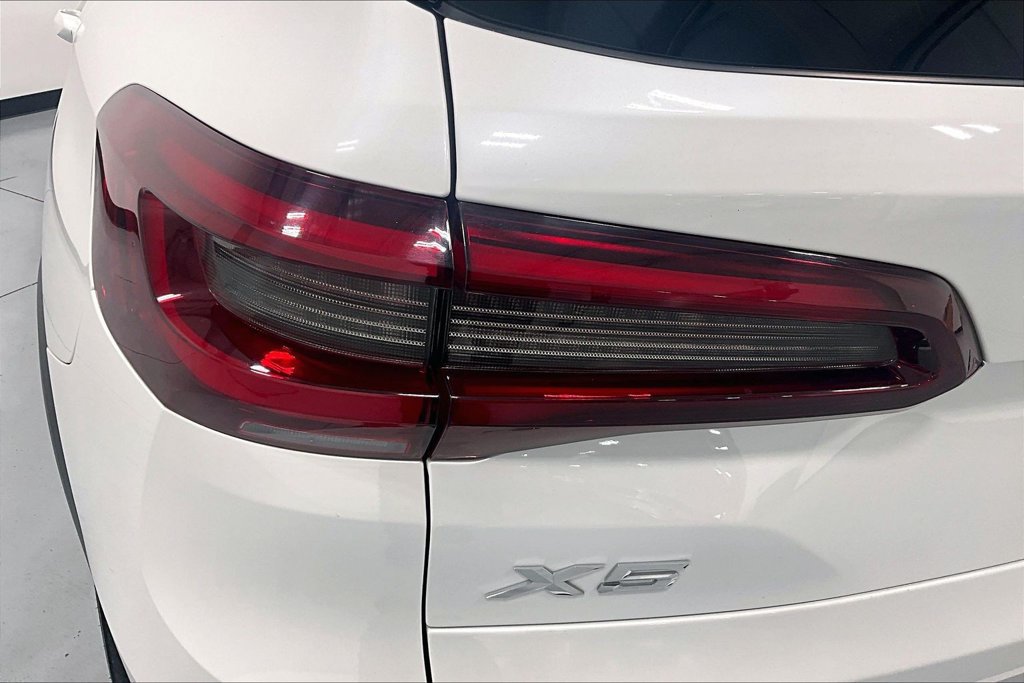 Used 2023 BMW X5 sDrive40i RWD image 32