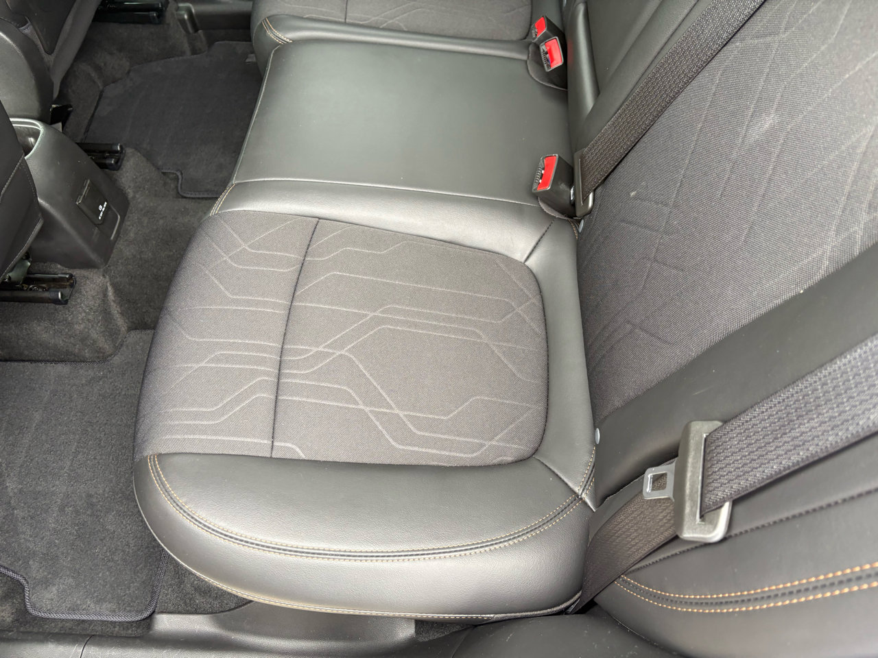 Used 2020 Chevrolet Trax LT w/ LT Convenience Package image 37