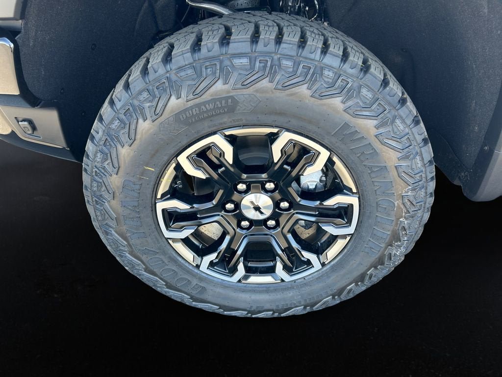 New 2026 Chevrolet Silverado 1500 ZR2 AWD/4WD image 9