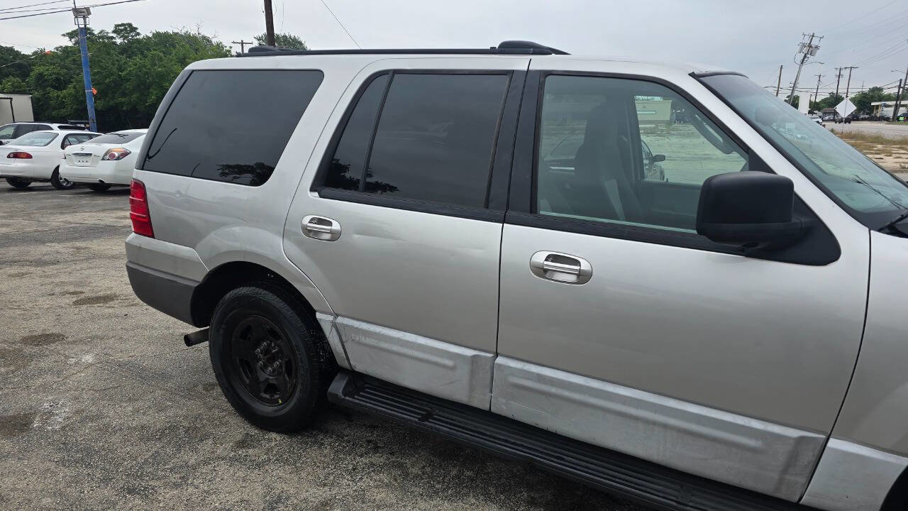 Used 2004 Ford Expedition XLT RWD image 6
