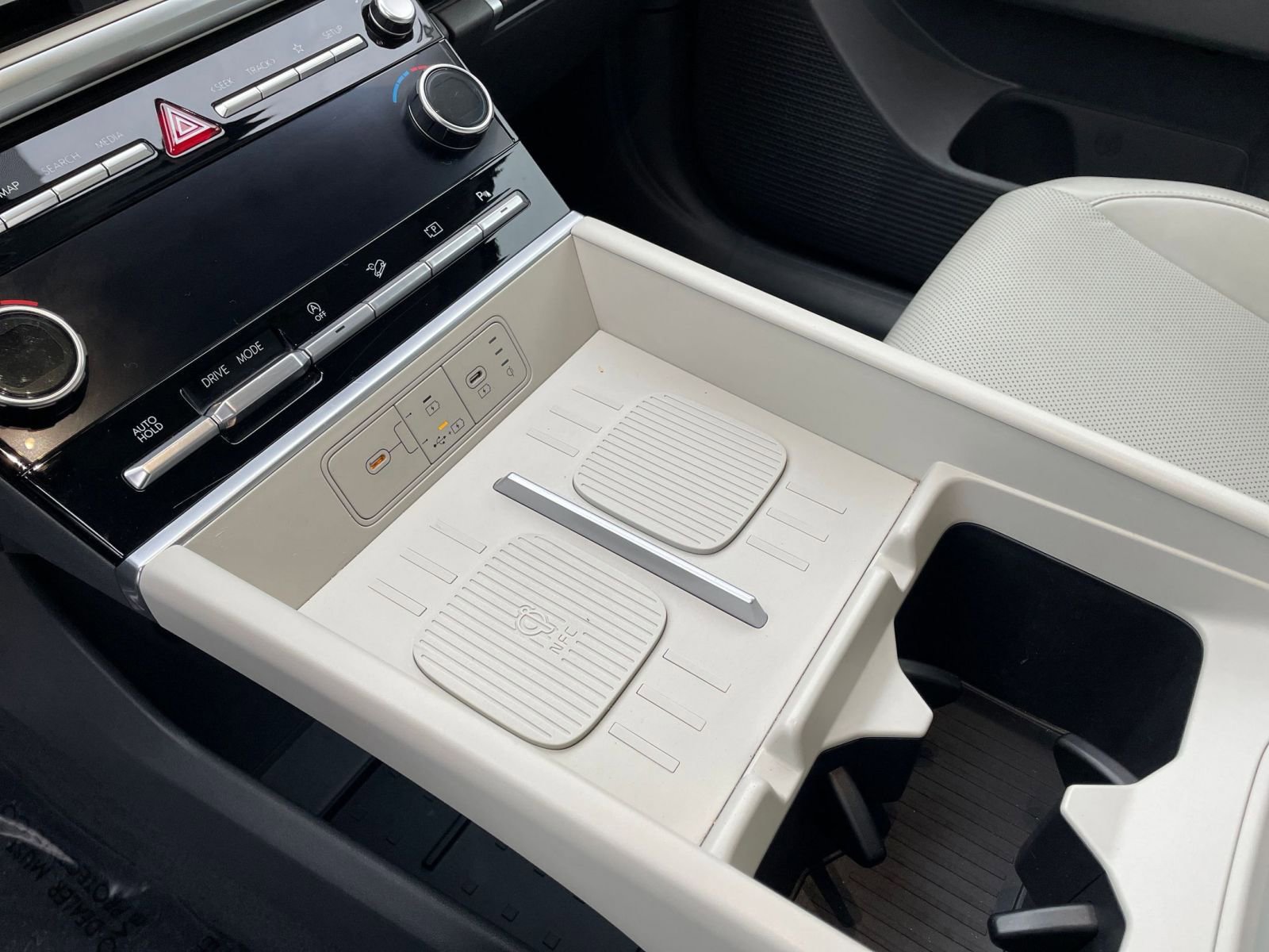 Used 2025 Hyundai Santa Fe SEL image 41