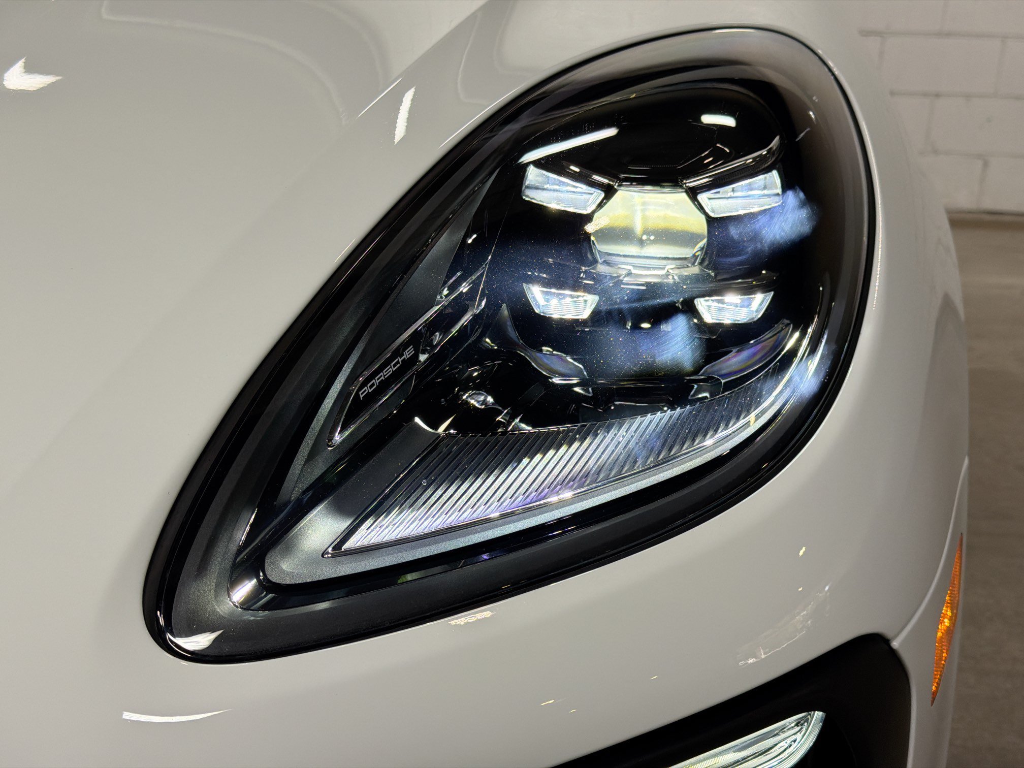 Certified 2026 Porsche Macan S AWD/4WD image 10